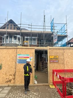 Security Guard leads